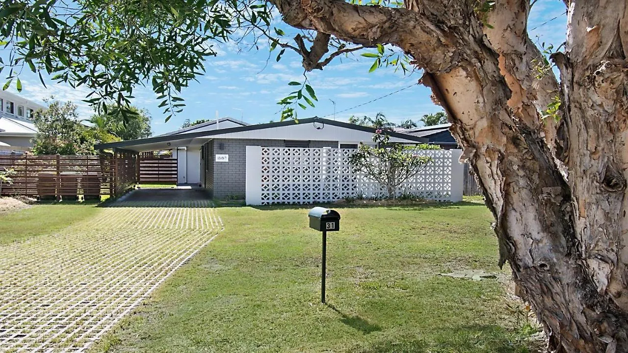 Betty'S Villa Lennox Head
